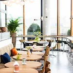 Pontsteiger Hotell 4*