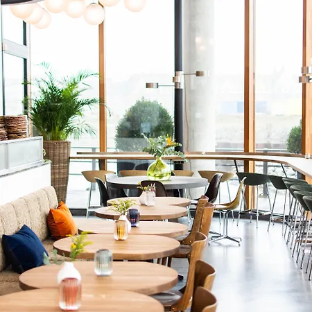 Pontsteiger Hotel 4*