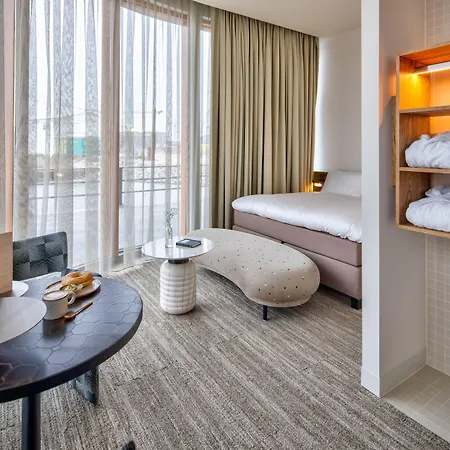 Pontsteiger 4*