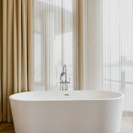 Pontsteiger Hotel 4*