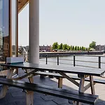 Pontsteiger Hotel